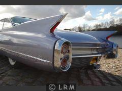 CADILLAC Coupé Deville (Photo 3)