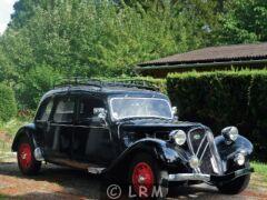 CITROËN Traction Avant (Photo 1)