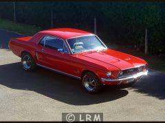 FORD Mustang (Photo 2)