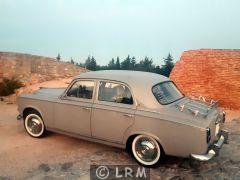 PEUGEOT 403 (Photo 2)