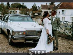CADILLAC Fleetwood Brougham (Photo 1)