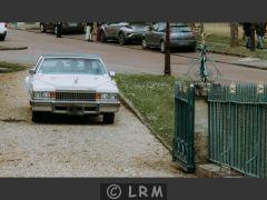 CADILLAC Fleetwood Brougham (Photo 3)