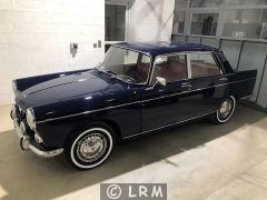 PEUGEOT 404 (Photo 1)