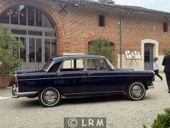 PEUGEOT 404 (Photo 5)