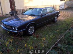 JAGUAR XJ 8 (Photo 1)