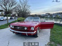 FORD Mustang (Photo 1)