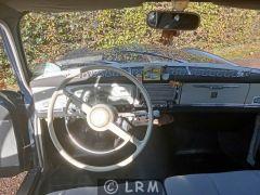 PEUGEOT 403 (Photo 5)