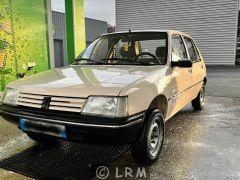 PEUGEOT 205 GLD (Photo 1)