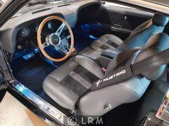 FORD Mustang Fastback (Photo 5)