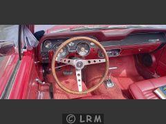 FORD Mustang (Photo 5)