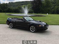 FORD Mustang (Photo 1)