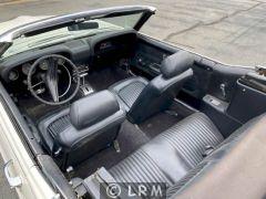 FORD Mustang (Photo 4)
