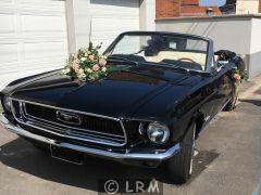 FORD Mustang (Photo 1)