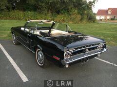 FORD Mustang (Photo 3)