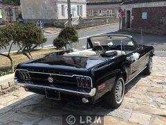 FORD Mustang (Photo 5)