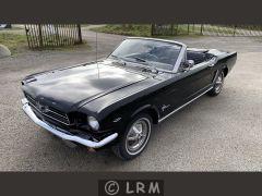 FORD Mustang (Photo 1)