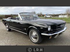 FORD Mustang (Photo 2)