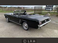 FORD Mustang (Photo 4)