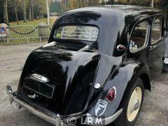 CITROËN Traction familiale (Photo 4)