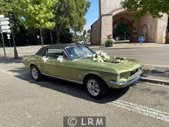 FORD Mustang (Photo 1)