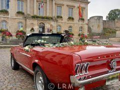 FORD Mustang (Photo 3)