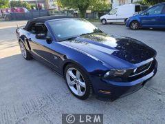 FORD Mustang (Photo 1)