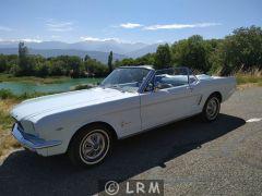FORD Mustang (Photo 1)