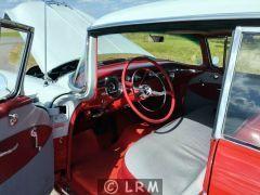 OLDSMOBILE 88 (Photo 5)