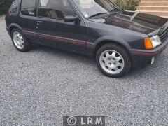 PEUGEOT 205 GTI (Photo 2)