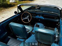 FORD Mustang (Photo 3)