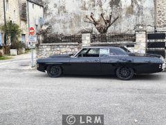 CHEVROLET Impala Custom (Photo 2)