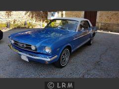 FORD Mustang (Photo 2)