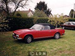 PEUGEOT 504 (Photo 1)