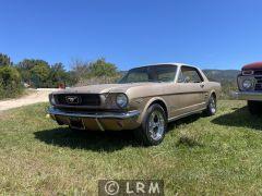 FORD Mustang (Photo 1)