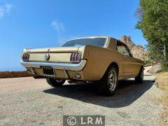FORD Mustang (Photo 3)