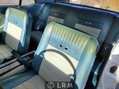 FORD Mustang (Photo 3)