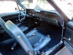 FORD Mustang Fastback (Photo 5)