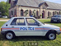 PEUGEOT 205 (Photo 3)