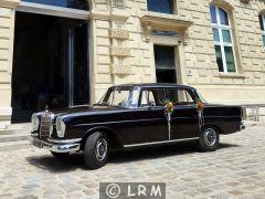 MERCEDES 220S (Photo 1)