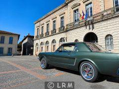 FORD Mustang (Photo 4)