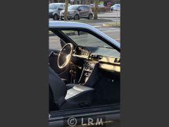 MERCEDES 230 CE (Photo 5)