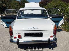 PEUGEOT 404 (Photo 3)