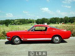 FORD Mustang (Photo 5)