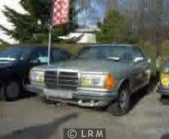 MERCEDES 230 CE (Photo 2)