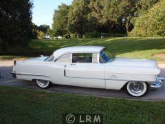 CADILLAC Coupé De Ville (Photo 1)