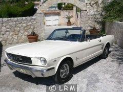 FORD Mustang 300 CV (Photo 1)